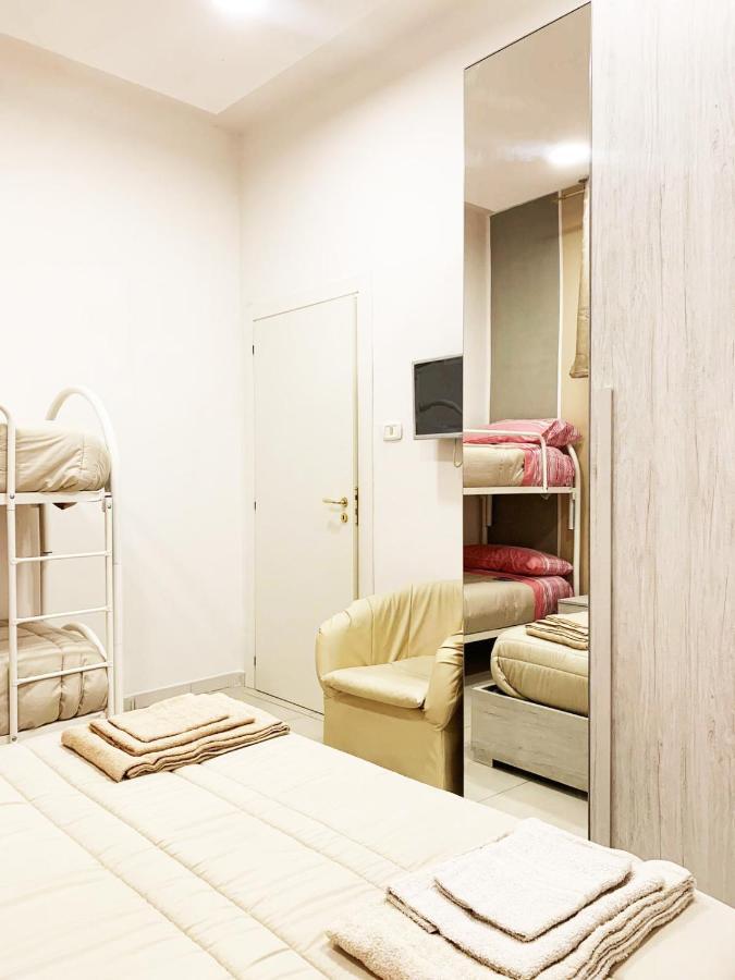 Home Regina Giovanna Napoli Dış mekan fotoğraf